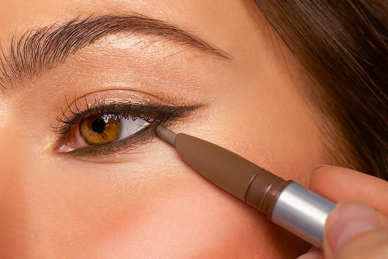 Gentle Yet Stunning: Pencil Eyeliners for Sensitive Eyes Explained